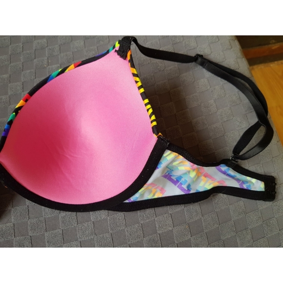 PINK Victoria's Secret T-Shirt Rainbow Bra 32D - Picture 8 of 9